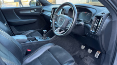 Volvo Xc40 2.0 D3 R DESIGN Pro 5dr Diesel Estate